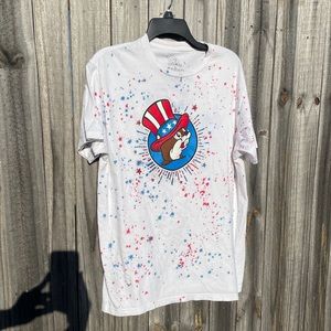 Bucee’s Unisex Shirt